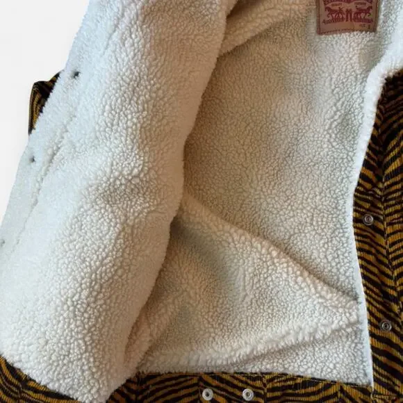 Levi Strauss & Co. Corduroy Sherpa Lined Tiger Stripe Trucker Jacket - Picture 6 of 8